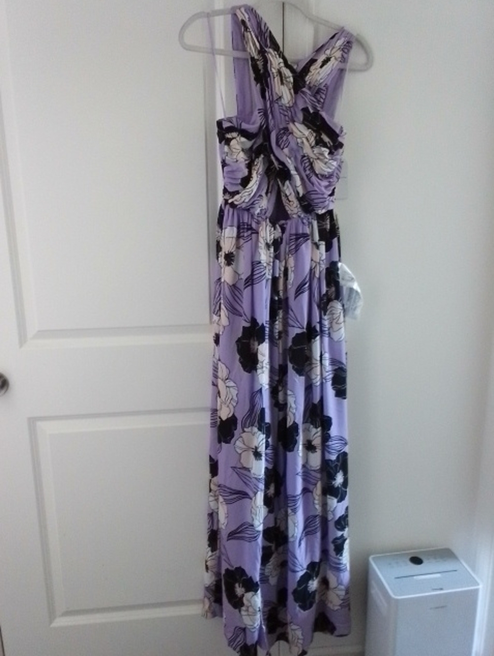 Dress The Population Rose Sketched Maxi V-neck Dress